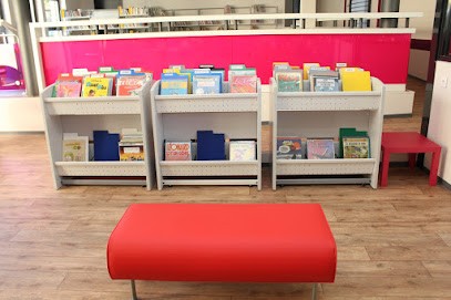 Médiathèque Guillaume Apollinaire, Bibliothèque à Fleury