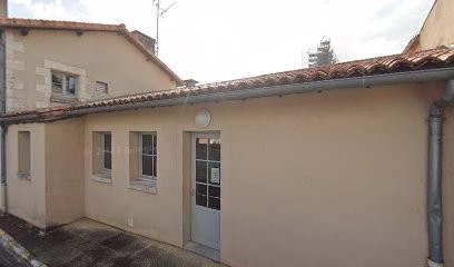 Bibliothèque, Bibliothèque à Celle-Lévescault