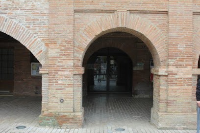Bibliothèque De Lisle Sur Tarn Pierre Viguier, Bibliothèque à Lisle-sur-Tarn