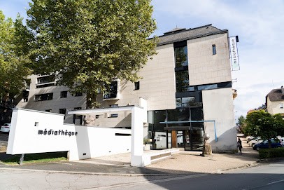 Médiathèque Départementale Victor Madelaine De Nilvange, Bibliothèque à Nilvange