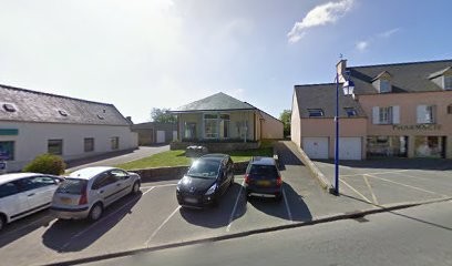 Bibliothèque, Bibliothèque à Plounévez-Lochrist