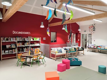 Médiathèque De St Romain En Jarez, Bibliothèque à Saint-Romain-en-Jarez