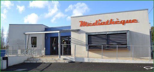 Médiathèque municipale de Nieuil l'Espoir, Bibliothèque à Nieuil-l'Espoir