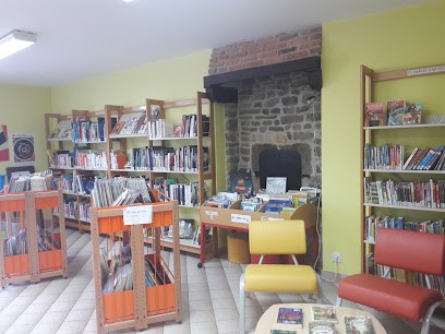 Médiathèque de Saint Jean sur Couesnon, Bibliothèque à La Chapelle-Saint-Aubert