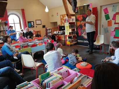 Bibliencisse, Bibliothèque à Valencisse