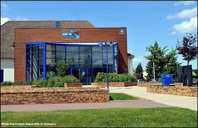 Médiathèque Le Phare, Bibliothèque à Maurepas