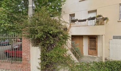 Bibliothèque Lucien Lacreu, Bibliothèque à Saint-Jean-Lasseille