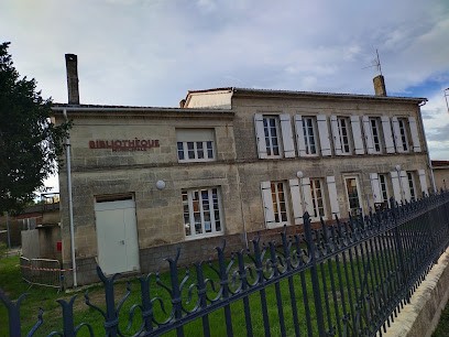 Bibliothèque Olympus De Gouges, Bibliothèque à Saint-Jean-d'Illac