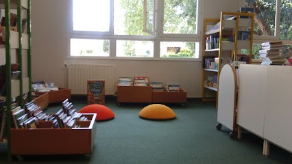 Bibliothèque Du Chat Perché, Bibliothèque à Saint-Lô