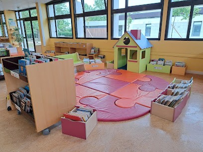 Médiathèque Andrée Chedid, Bibliothèque à Villemoisson-sur-Orge