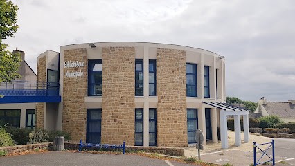 Bibliothèque, Bibliothèque à Loperhet