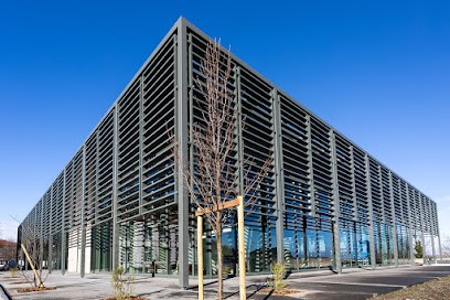 Médiathèque Des Jardins De La Culture, Bibliothèque à Riom