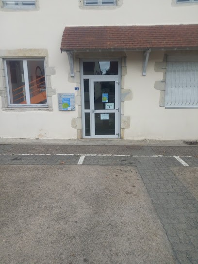 Médiathèque Départementale De L'Allier Du Conseil Général, Bibliothèque à Gannat