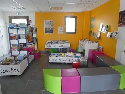 Bibliothèque At Fil Des Mots, Bibliothèque à Bénodet