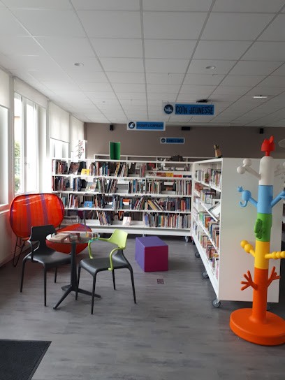 Mediatheque Bourogne, Bibliothèque à Bourogne