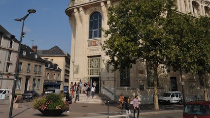 Méd'iathèque L'apostrophe, Bibliothèque à Chartres