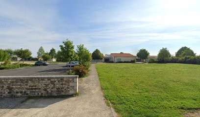 Médiathèque De La Mare Aux Loups, Bibliothèque à Saint-Gelais