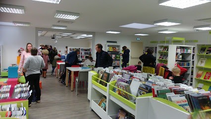 Médiathèque De Plouigneau, Bibliothèque à Plouigneau