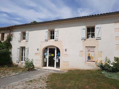 Médiathèque Municipale De Burie, Bibliothèque à Burie