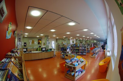 Médiathèque Municipale D'uckange, Bibliothèque à Uckange
