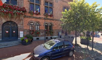 Bibliothèque D'estaires, Bibliothèque à Estaires