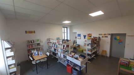 Bibliothèque Intercommunale Du Pays Beaume-Drobie À Payzac, Bibliothèque à Payzac