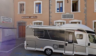 Médiathèque de Monestier de Clermont, Bibliothèque à Monestier-de-Clermont