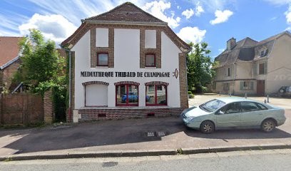 Mediatheque Thibaud De Champagne, Bibliothèque à Ervy-le-Châtel