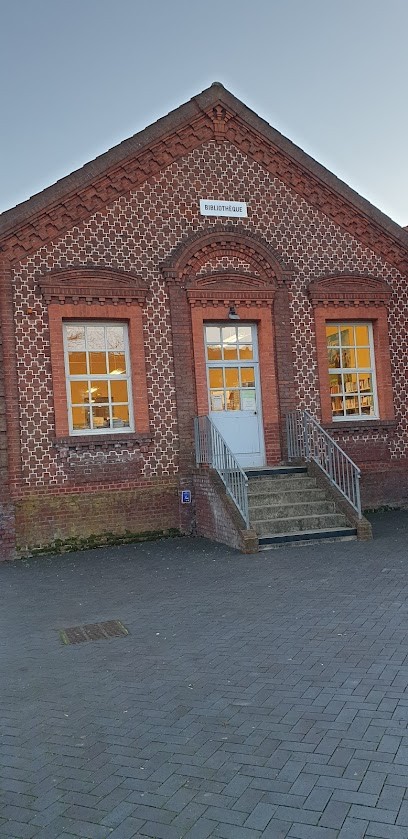 Bibliothèque Municipale, Bibliothèque à Guise