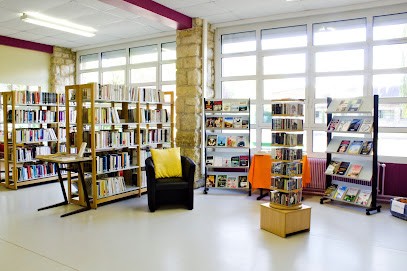 Médiathèque De Mouzon, Bibliothèque à Mouzon