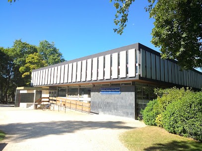 Médiathèque Georges Duhamel, Bibliothèque à Mantes-la-Jolie