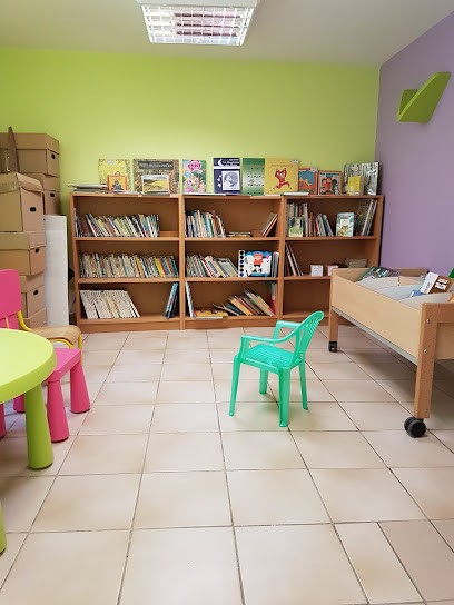 Bibliothèque Martiel, Bibliothèque à Martiel