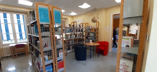 Bibliothèque D'arpajon, Bibliothèque à Arpajon