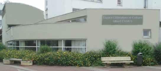 Espace Littérature Et Culture Albert Camus, Bibliothèque à Villenoy