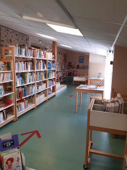 Bibliothèque Saint-Michel-Mont-Mercure, Bibliothèque à Sèvremont