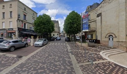 Relais De La Bibliothèque Départementale, Bibliothèque à Loudun