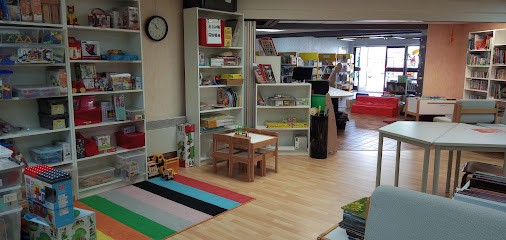 Médiathèque Néris-les-Bains, Bibliothèque à Néris-les-Bains