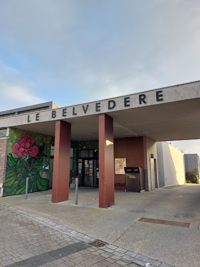 Le Belvédère, Bibliothèque à Orgères