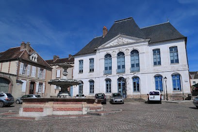 Médiathèque Olympe De Gouges, Bibliothèque à Joigny