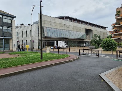 Médiathèque Elsa-Triolet, Bibliothèque à Villejuif
