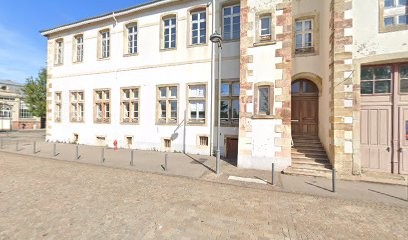 Médiathèque Municipale, Bibliothèque à Rambervillers