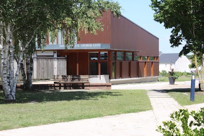 Bibliothèque George Sand, Bibliothèque à Semoy