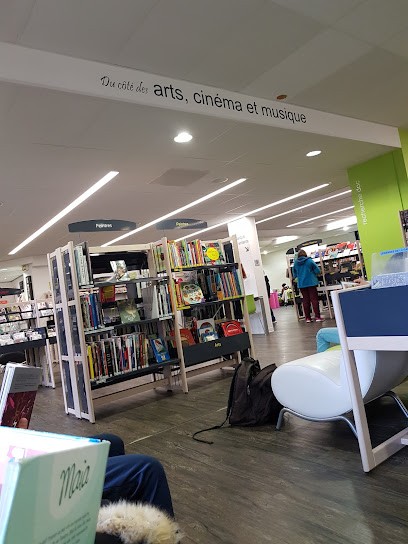 Médiathèque L'odyssée, Bibliothèque à Craponne