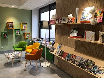 Municipal Bibliothèque De Péronnas, Bibliothèque à Péronnas