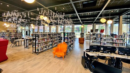 L'AGORA Médiathèque-Musée Du Pays Rethélois, Bibliothèque à Rethel