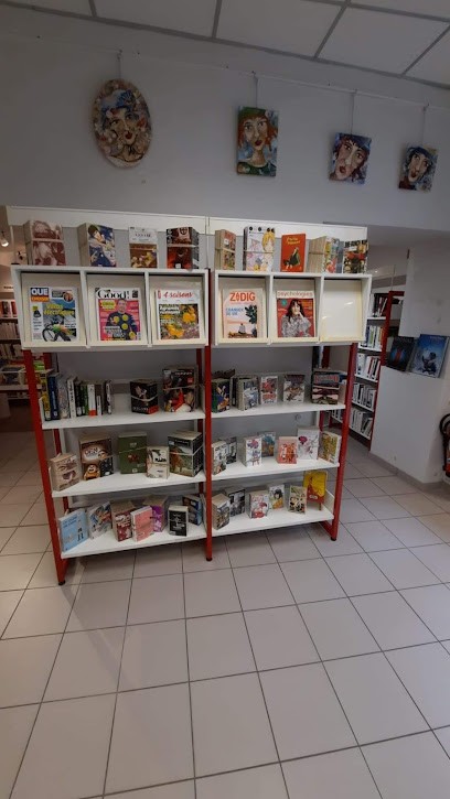 Bibliothèque Les Amis Du Livre, Bibliothèque à Richerenches