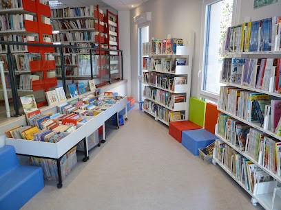 Bibliothèque De Fourqueux, Bibliothèque à Fourqueux