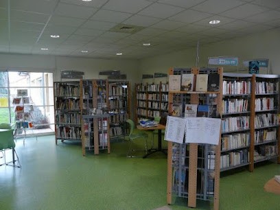 Bibliothèque Senozan, Bibliothèque à Senozan