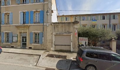 Médiathèque de Cadenet, Bibliothèque à Cadenet