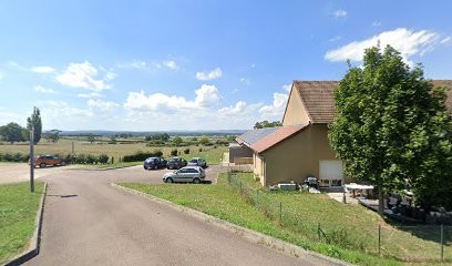 Bibliothèque De Nanton, Bibliothèque à Nanton